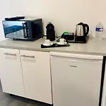 Aux Charmes - Suites Spacieuses Cote D'Opale Avec Frigo & Micro-Ondes Alojamento de Acomodação e Pequeno-almoço 3*