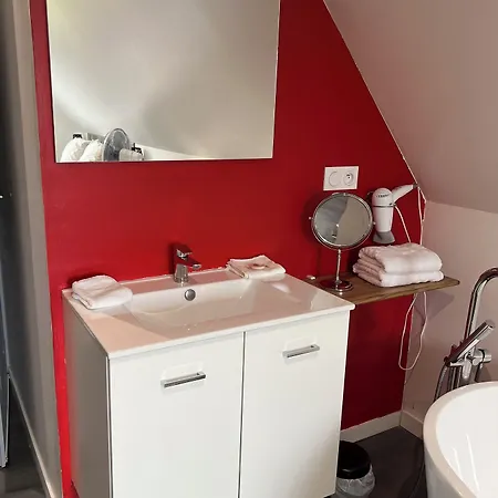 Bed & Breakfast Aux Charmes Isques