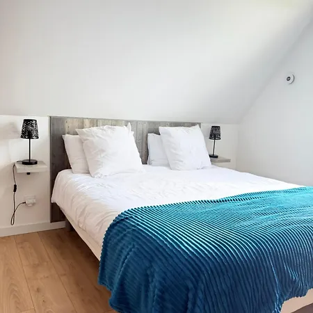 Aux Charmes 3* Isques