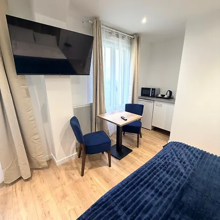Aux Charmes - Prestige Et Petit Dejeuner En - Cote D Opale Oda ve Kahvaltı 3*