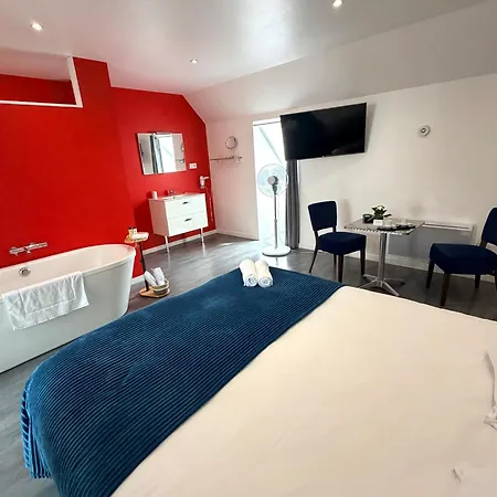 Bed and Breakfast Aux Charmes - Prestige Et Petit Dejeuner En - Cote D Opale 3*