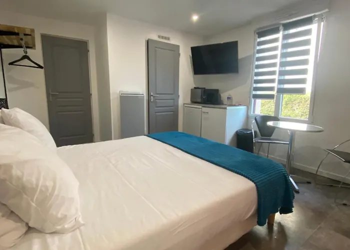 Bed & Breakfast Aux Charmes 3*