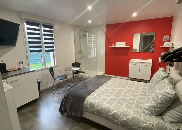 Aux Charmes 3* Isques