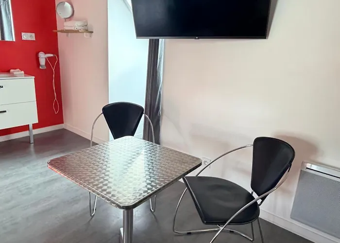 Aux Charmes 3* Isques